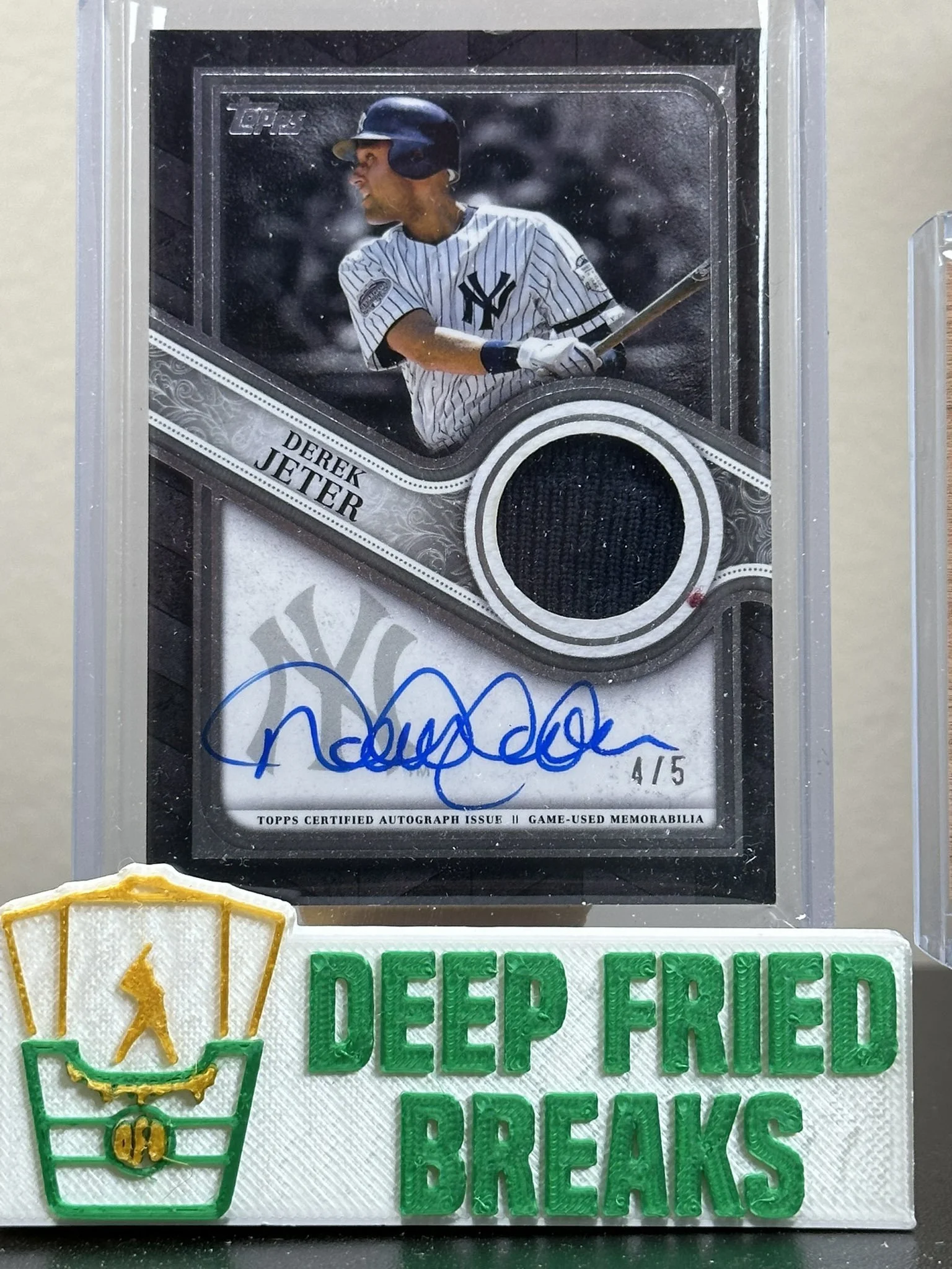 Derek Jeter REVERENCE Patch Auto /5