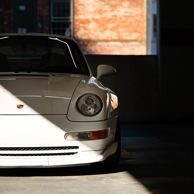 @porsche There is no substitute 📸 Shot by @nikomyyra For @flatsixclassics @type7 .
.
#porsche #porschemoment #911 #911S #911R #911ST #RSR #RS #vintage #classic# #lemans #luftgekuhlt #drivetastefully #classicdriver #r#safari #vancouver #canada #whist