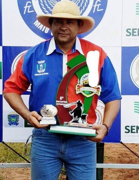 O patrão do União Amambaiense, Paulo Sérgio, o “Locutor da Emoção”. Convite à população de Amambai e região para prestigiar a festa.