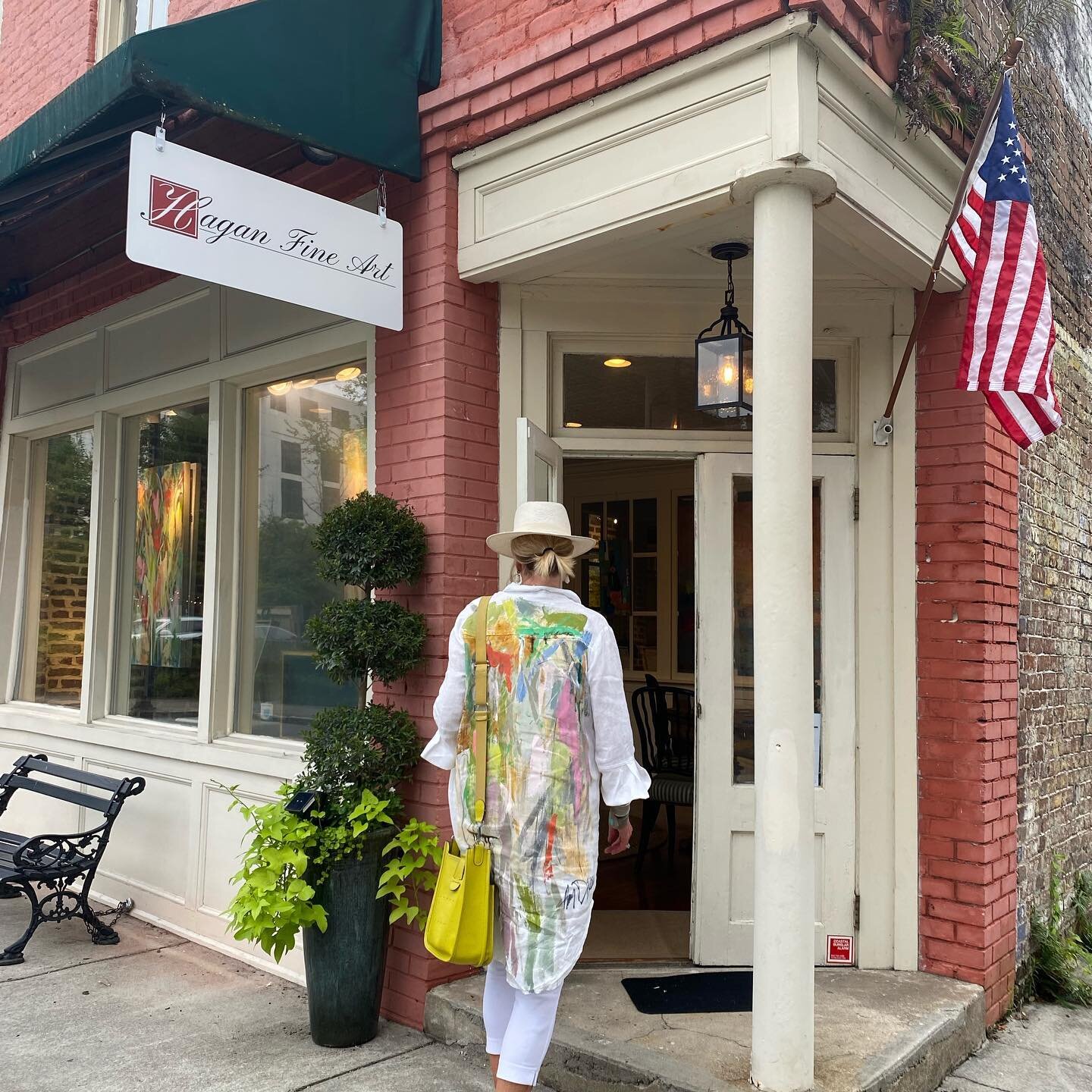 New gallery space is fantastic! Interior pictures to follow tomorrow. Nothing like a building with old exposed brick from the 1800&rsquo;s mixed with modern!! Exquisite. Arrived in Charleston! @haganfineart  And yes, I painted my linen shirt! Stay tu