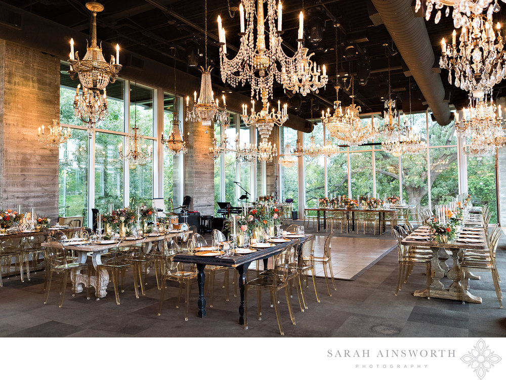 18_the-dunlavy-houston-wedding-houston-wedding-venue-with-chandeliers-houston-restaurants-as-wedding-venues_02.jpg