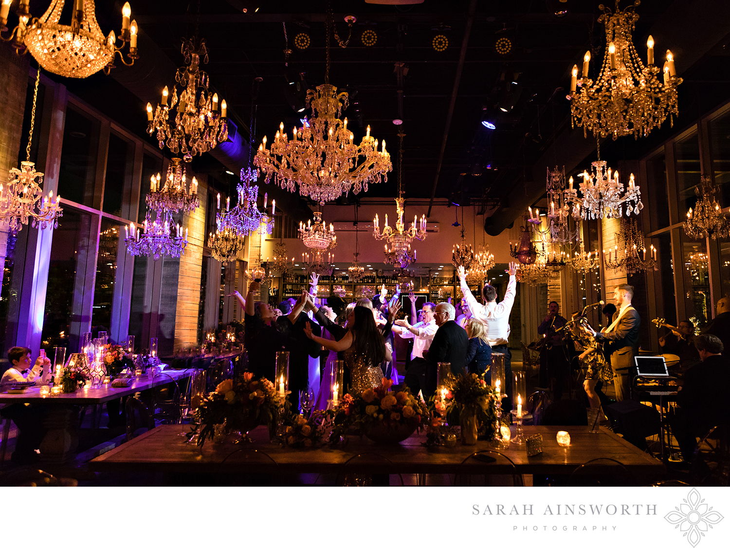 20_the-dunlavy-houston-wedding-houston-wedding-venue-with-chandeliers-houston-restaurants-as-wedding-venues_04.jpg