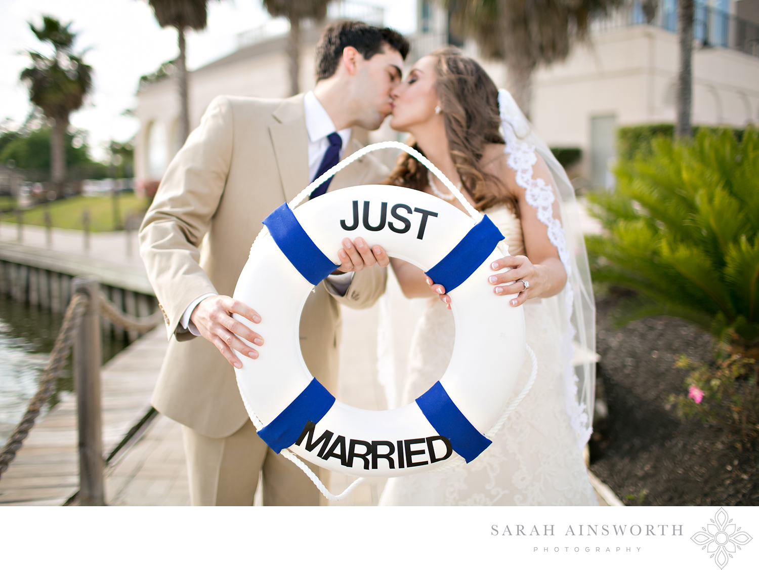 bentwater-yacht-club-outdoor-ceremony-by-the-water-montgomery-lake-conroe-wedding-venue-houston-wedding-by-the-water_01.jpg