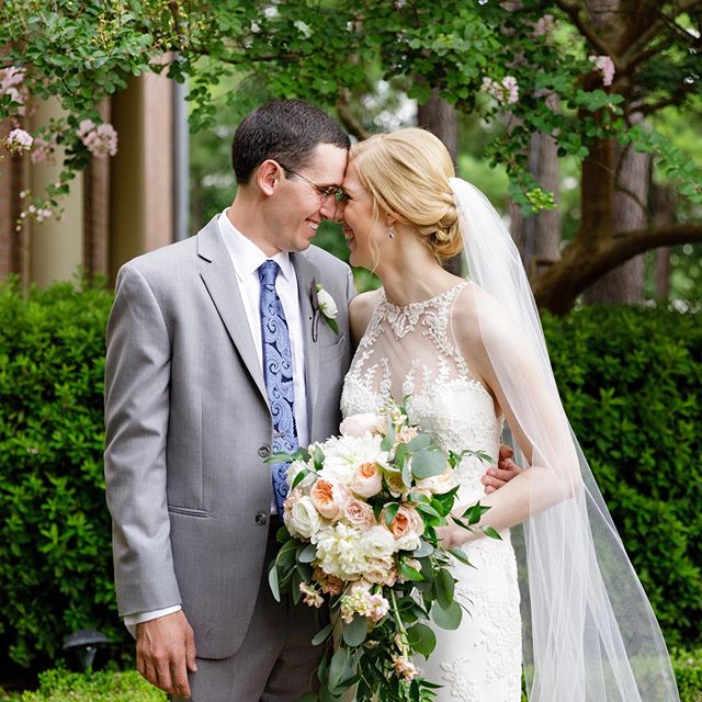 The sheer amount of gorgeous portraits of these two made it so incredibly hard to narrow down! These two just exuded genuine love and kindness! Check out my story above to see the full day!
.
.
.
.
Venue: @juniorleagueofhouston
Florals: @dreambouquet