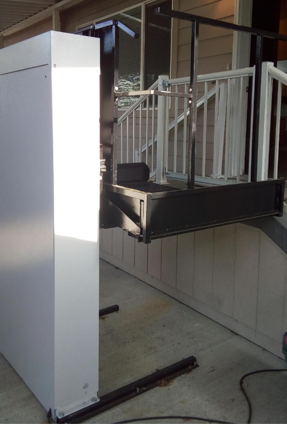 Used Wheelchair Lift, Everett, WA