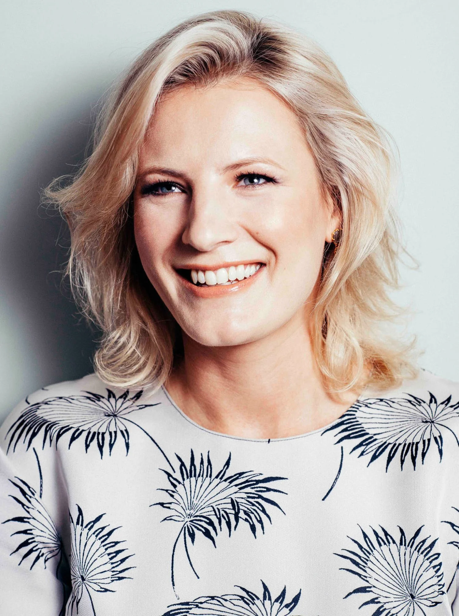 Portrait_Photographer_London_-_Simon_Songhurst_-_1655.jpg