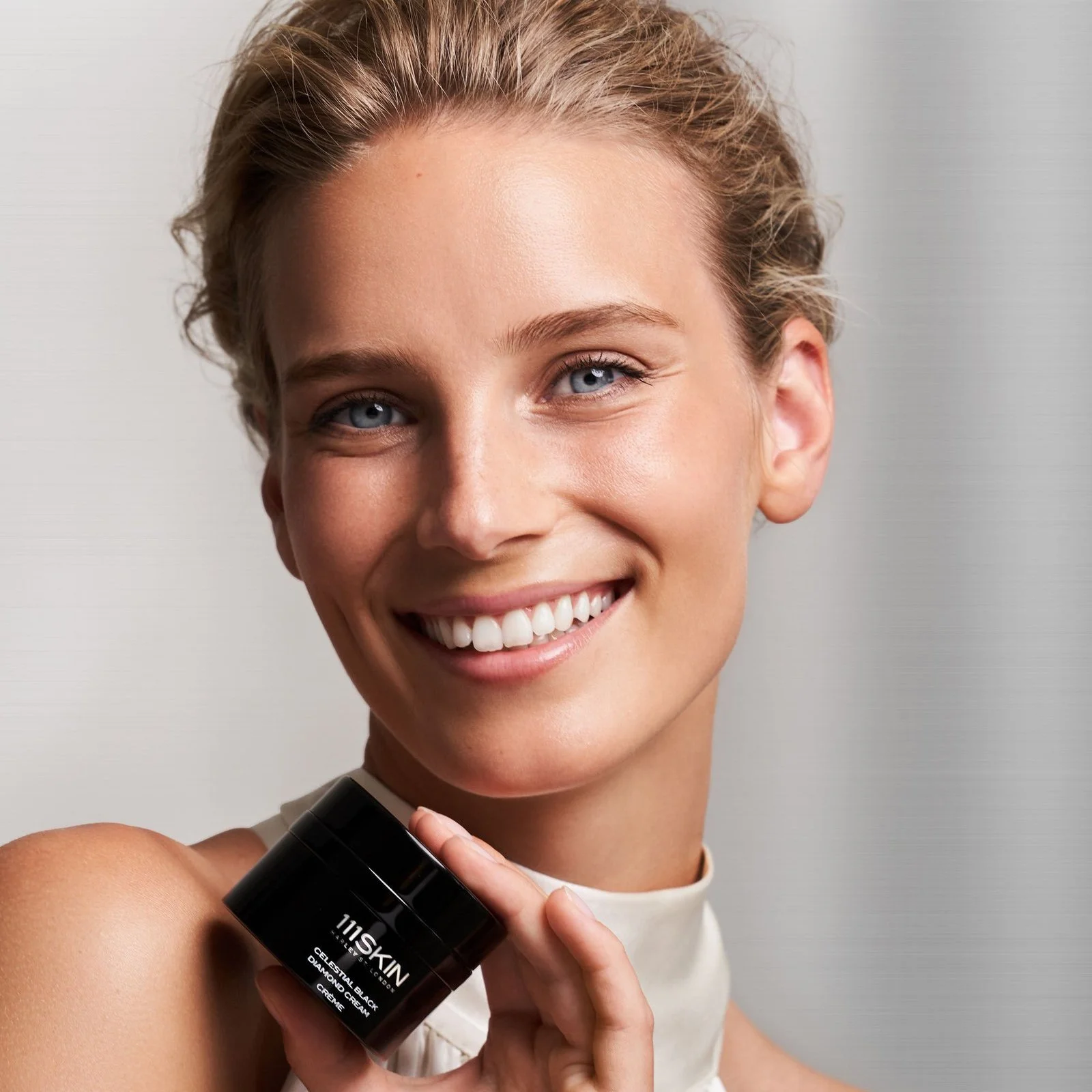 Skincare-Photographer-London-Simon-Songhurst-01.jpeg