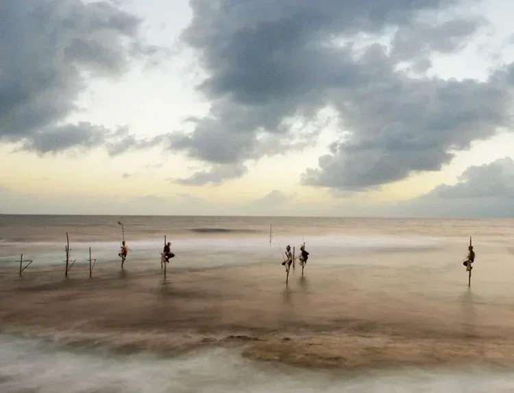 SriLanken+FisherMen.tif.webp