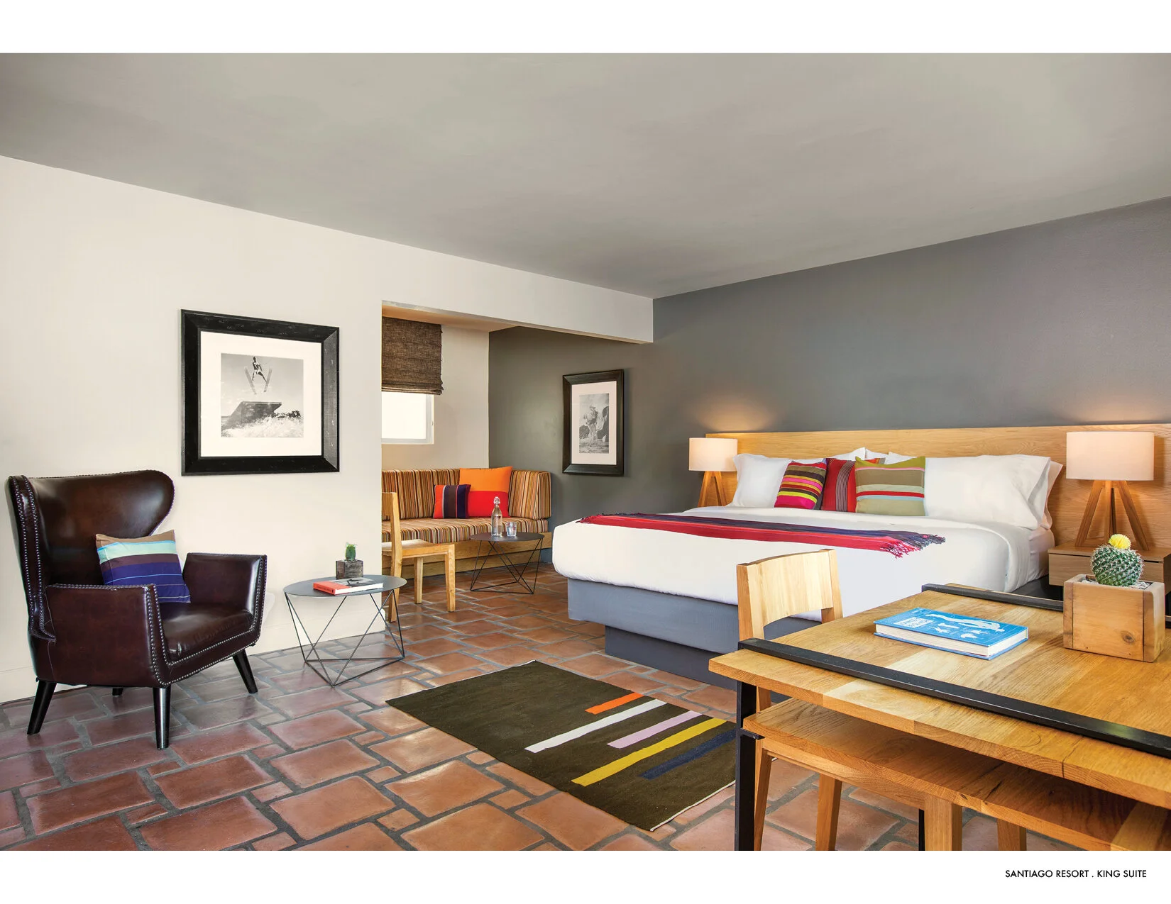 SANTIAGO_KINGSUITE.jpg