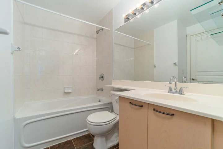 438 RichmondW 750_031.jpg