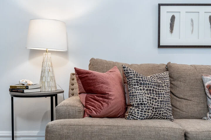 453 Queen St E_010.jpg