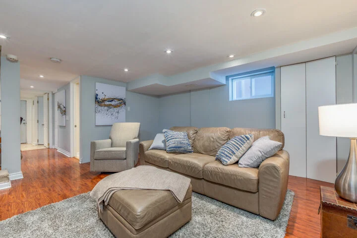 24 Inwood Ave _0039.jpg