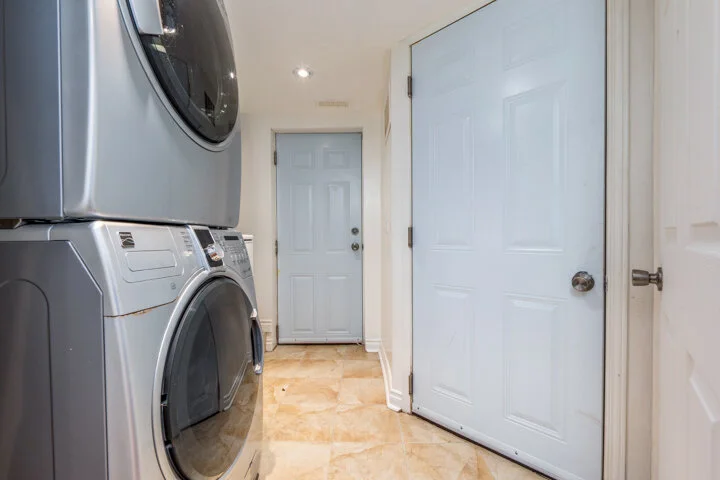 24 Inwood Ave _0042.jpg