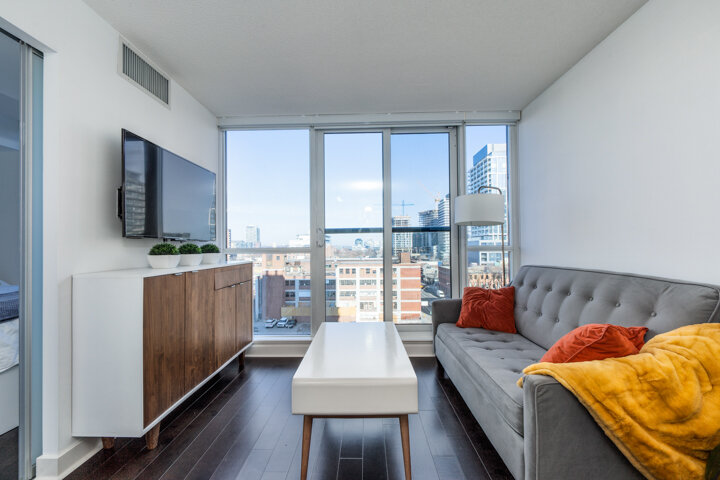 320 Richmond St E  801 _0049.jpg