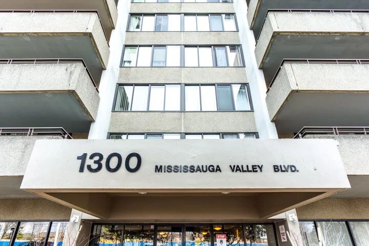 1300 Mississauga Valley 501  _0002.jpg