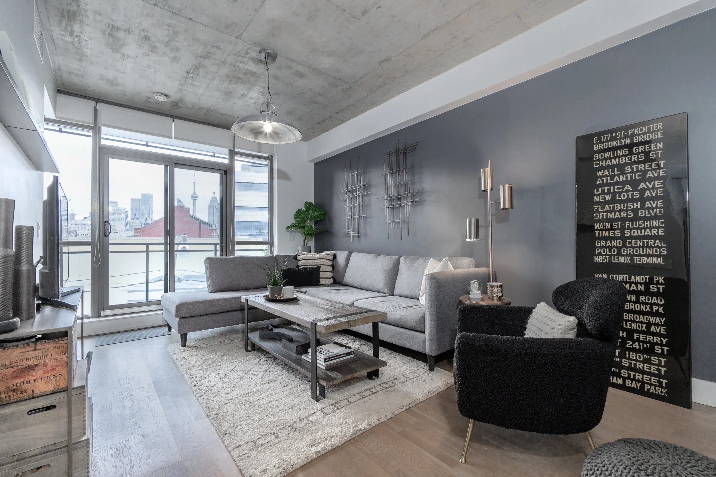 90 Trinity St 210 _0017.jpg