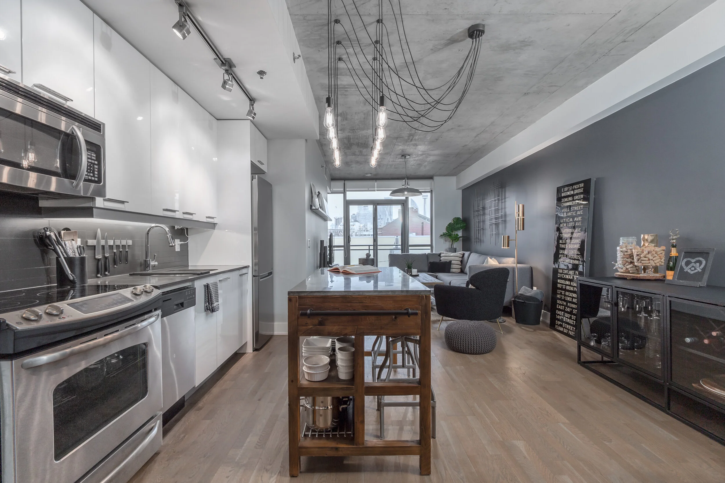 90 Trinity St 210 _0010.jpg
