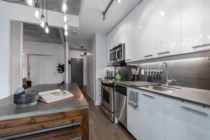 90 Trinity St 210 _0015.jpg