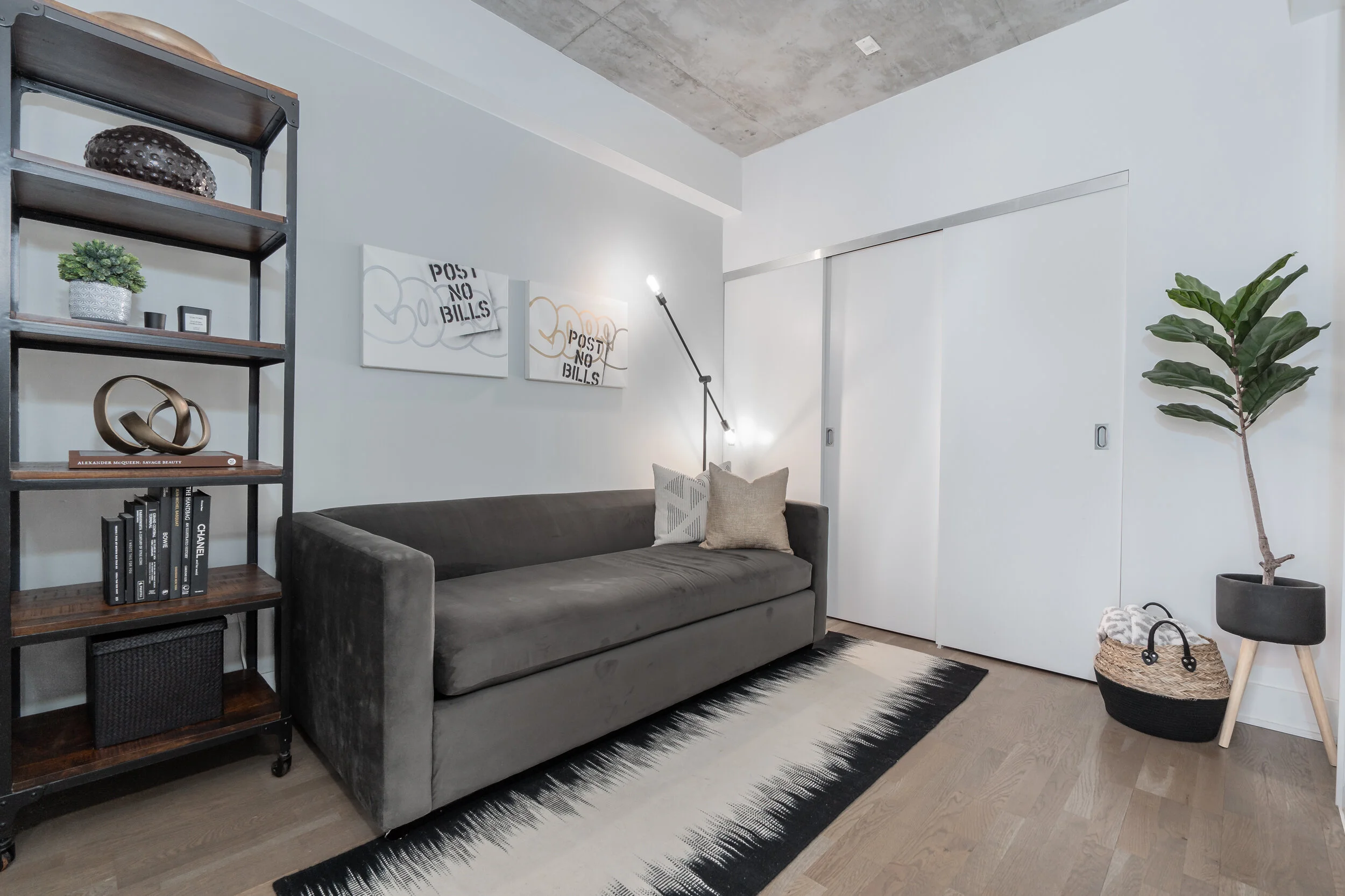 90 Trinity St 210 _0021.jpg