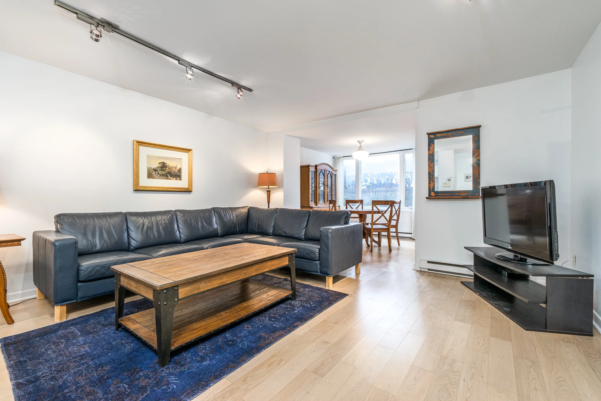 75 Crescent Rd - Unit B2_0005.jpg