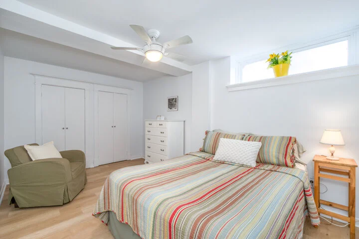 75 Crescent Rd - Unit B2_0022.jpg