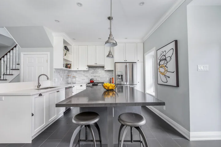 220 Fairlawn_0016.jpg