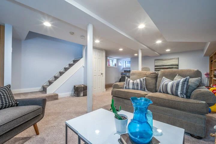 220 Fairlawn_0045.jpg