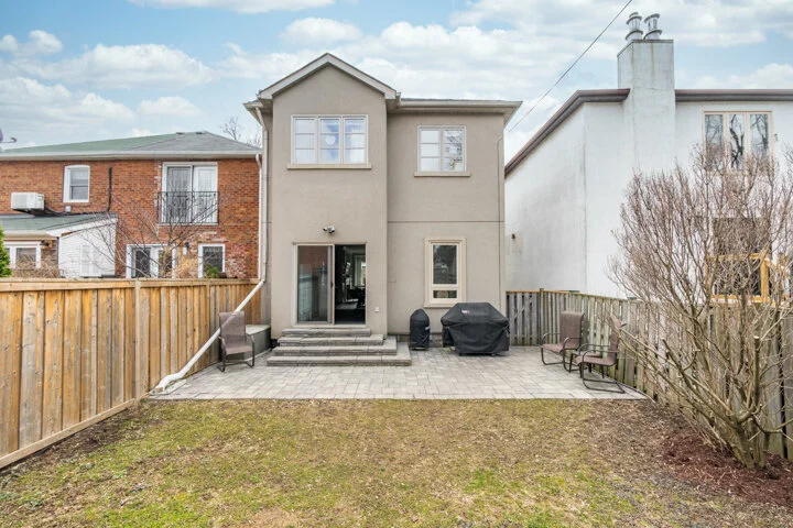 220 Fairlawn_0052.jpg