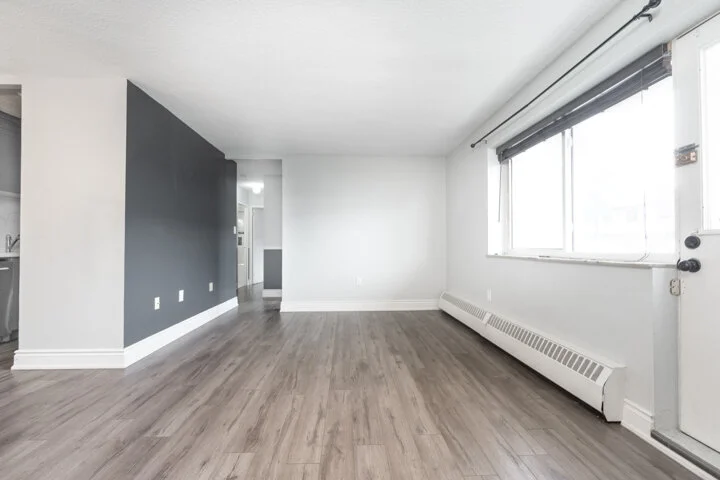 936 Glen St _009.jpg