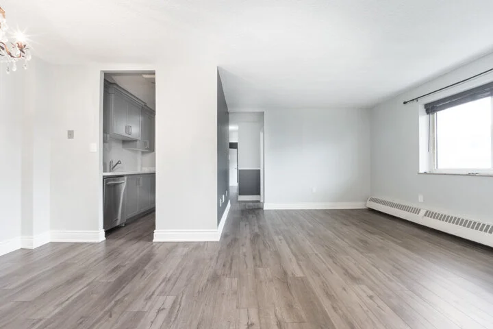 936 Glen St _010.jpg