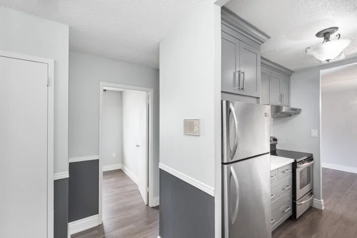 936 Glen St _016.jpg