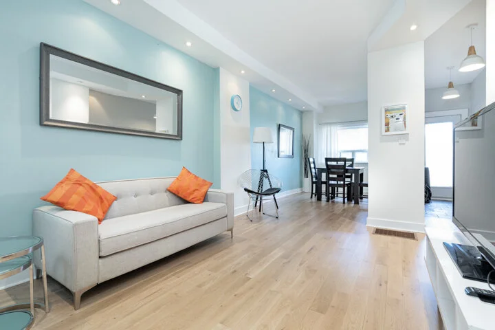 110 Claremont _009.jpg