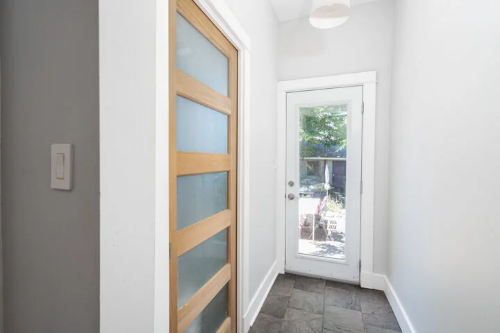 110 Claremont _018.jpg