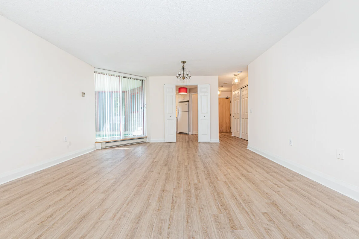 955 Millwood_008.jpg