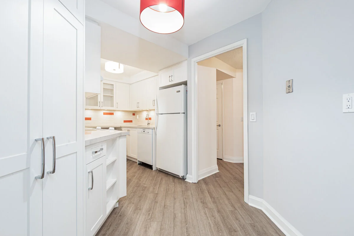 955 Millwood_009.jpg