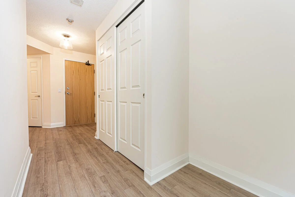 955 Millwood_030.jpg