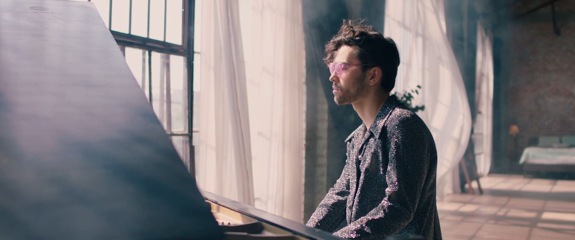 MAX-DoYouStillFeel-01.png