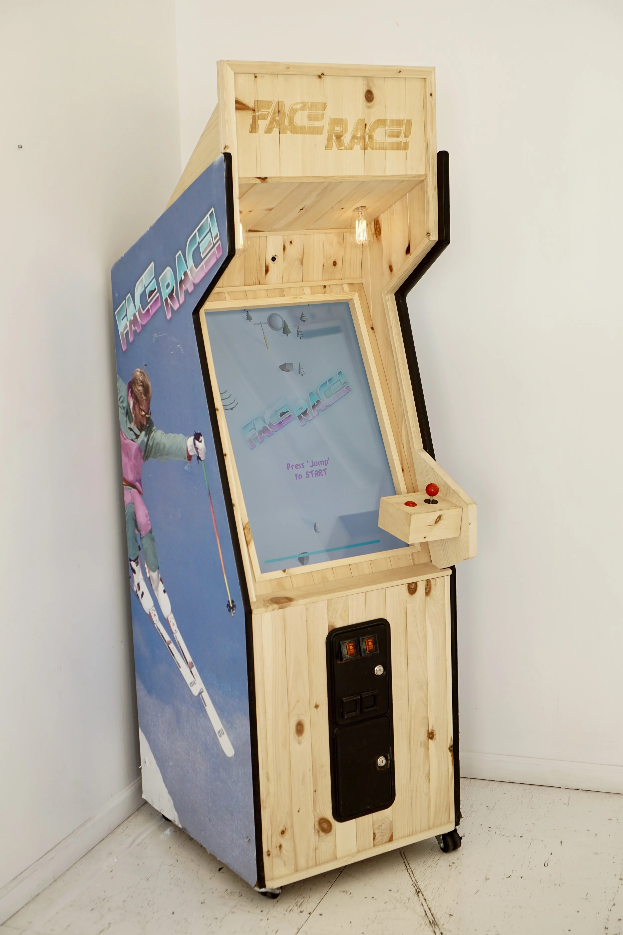  FACE RACE ARCADE BOOTH   &gt; construction details &lt;    &gt; photo gallery &lt;    &gt; watch the video &lt;  