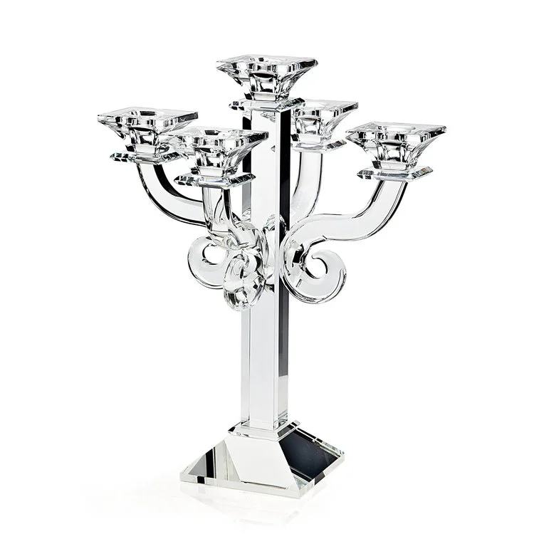 SleepingBeautyCandelabroLuxeFeteSocial.jpg