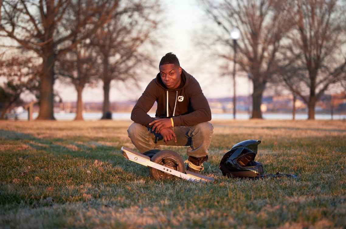 SUBSTANTIAL ART &amp; MUSIC ANNOUNCE  ARTIST REPRESENTATION DEBUT WITH JAVIER STARKS