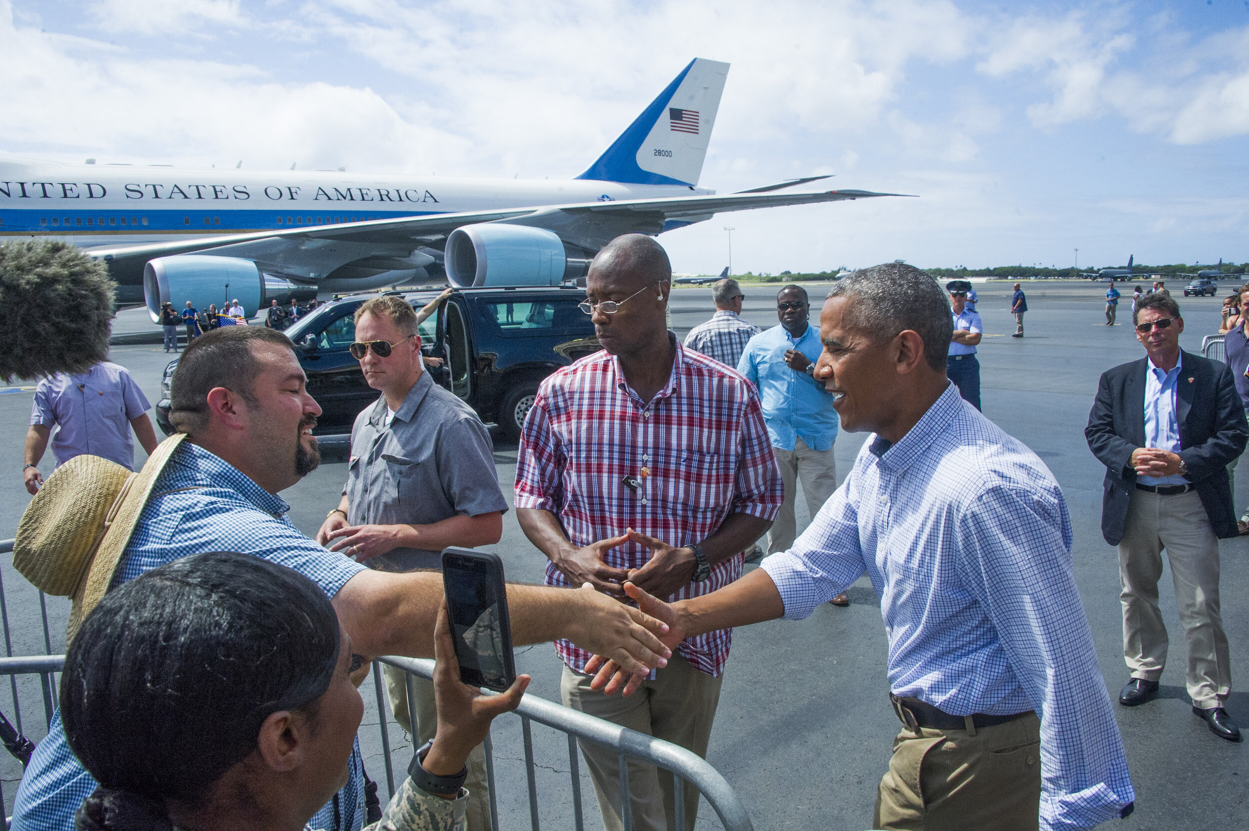 Anthony Quintano shaking hands with President Barack Obama.jpg