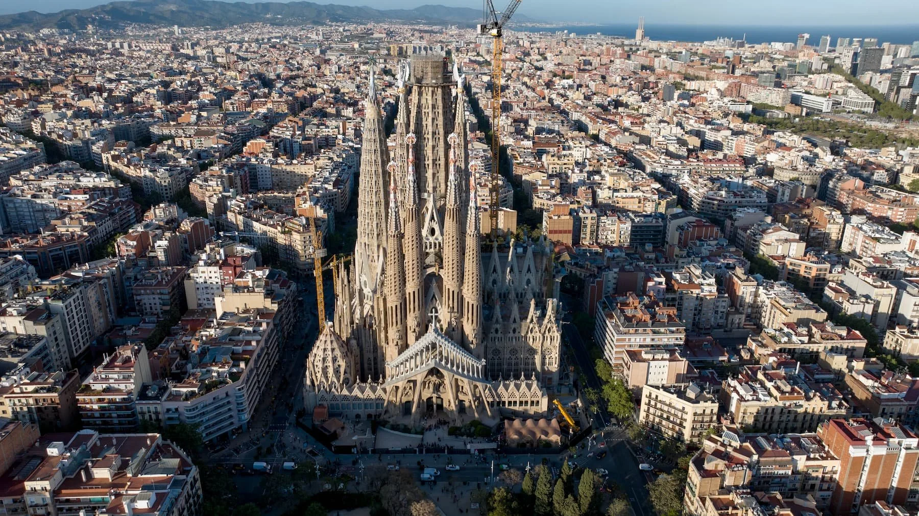Three Days in Barcelona: Sagrada Família, Montjuïc, and Walking the City Without a Plan