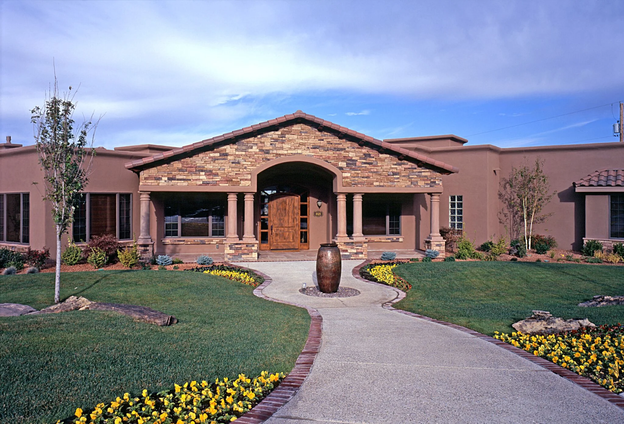 PREMIER BUILDER OF FINE QUALITY CUSTOM HOMES