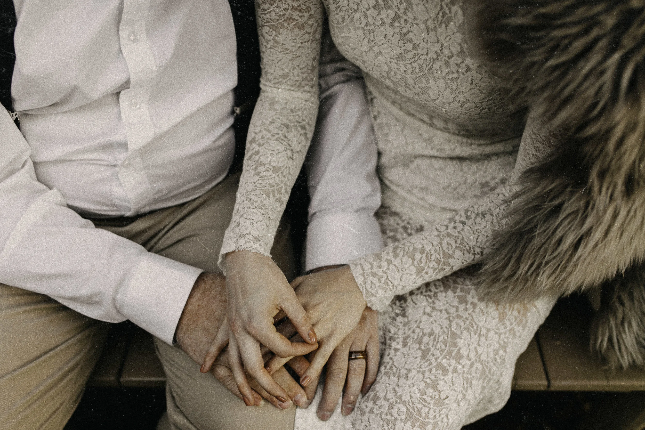 ElopementStyle_MelaPhoto-3557 copy.jpg