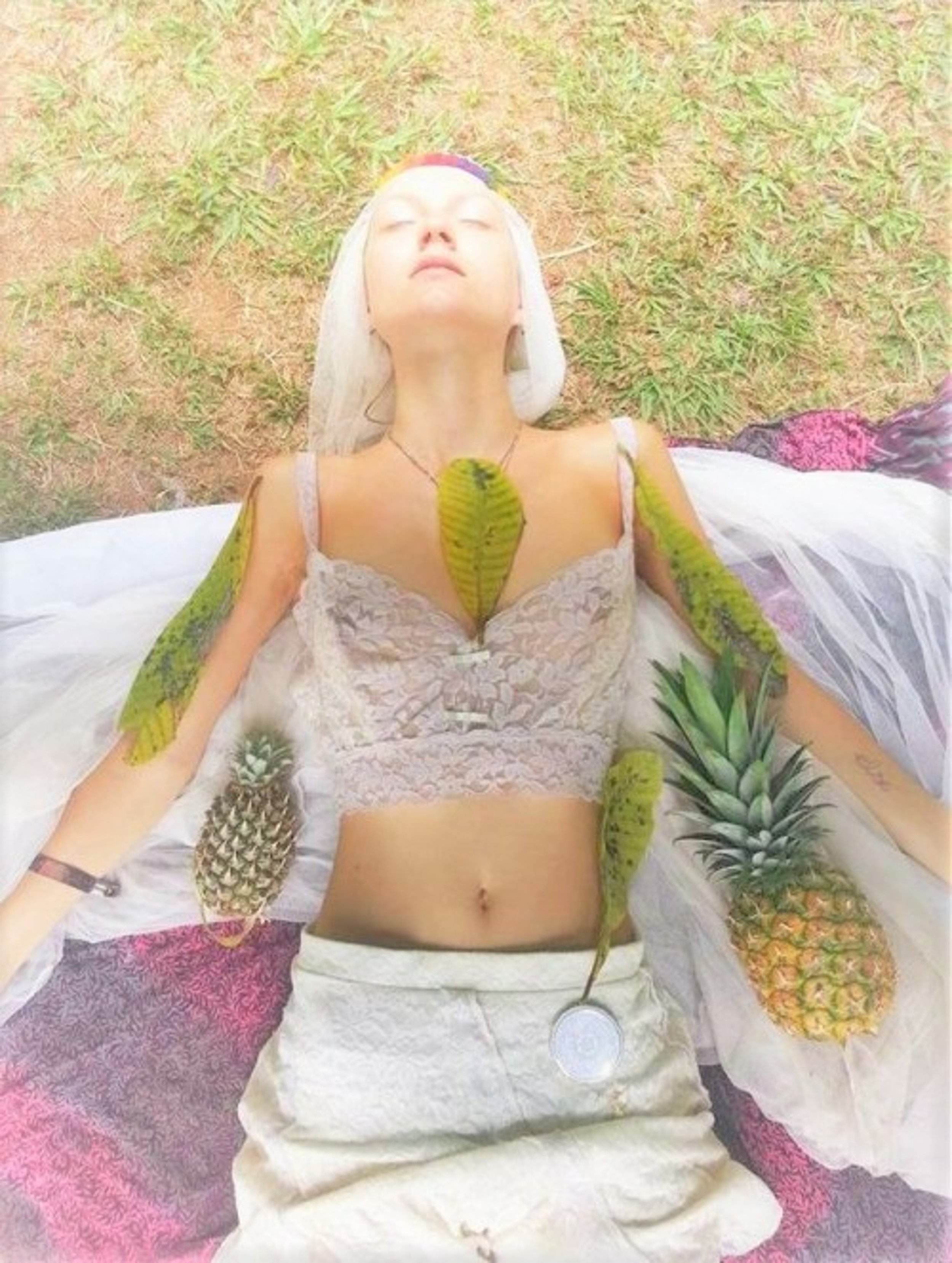 Sparky Marries the Universe1_Performance+Photography.jpg