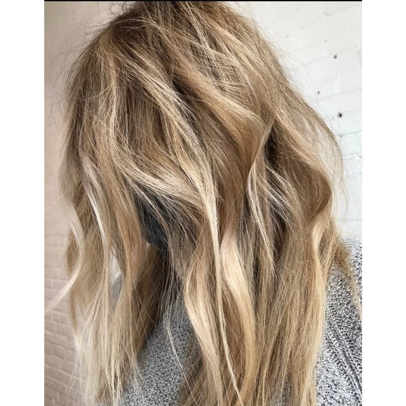 Add a little bit of..... spice! 🤩
&bull;Hair by @kendra.hair.space&bull;