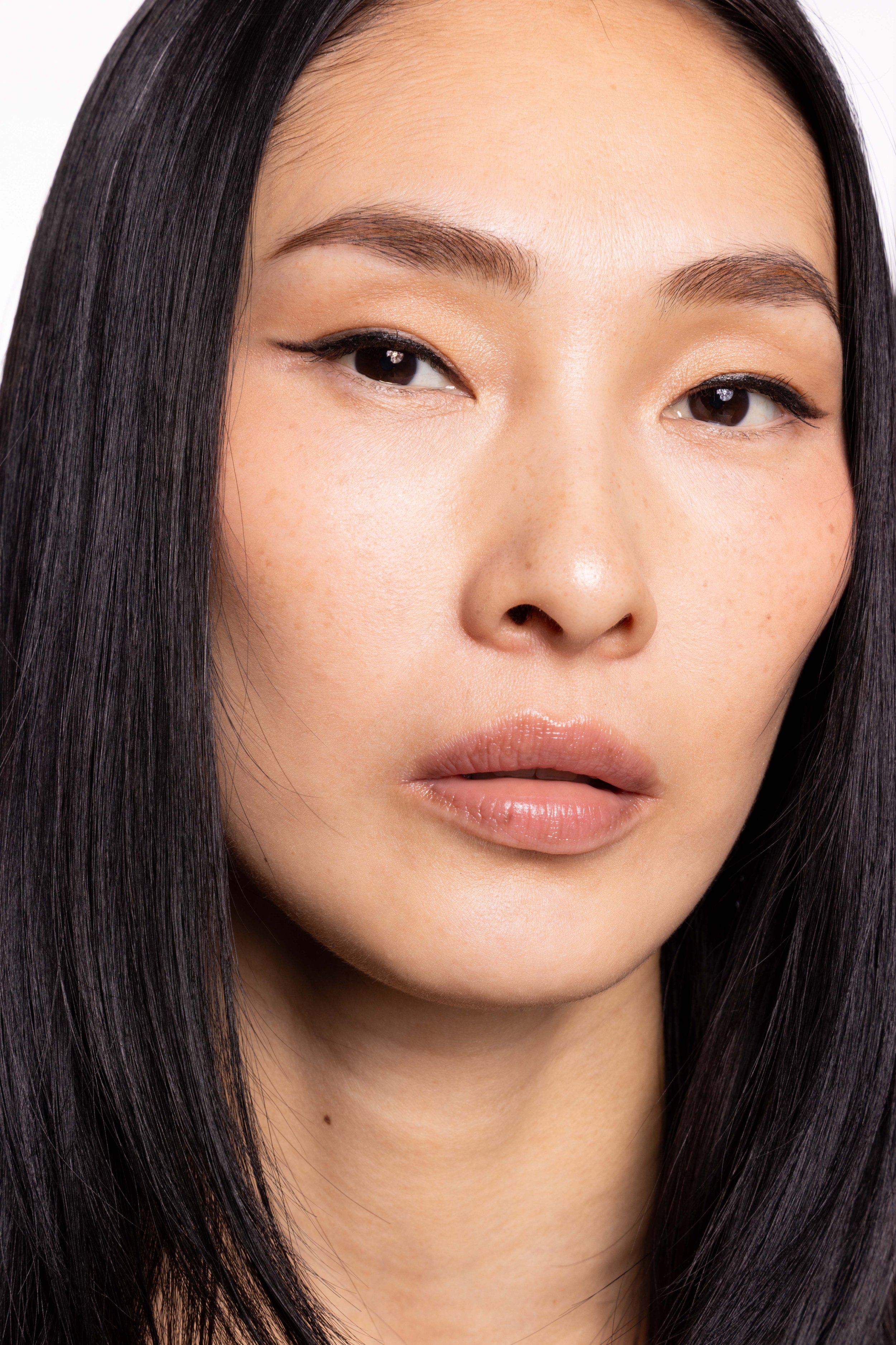 ARMATUS_LaunchShoot_Medium Brown_1375-Edit.jpg