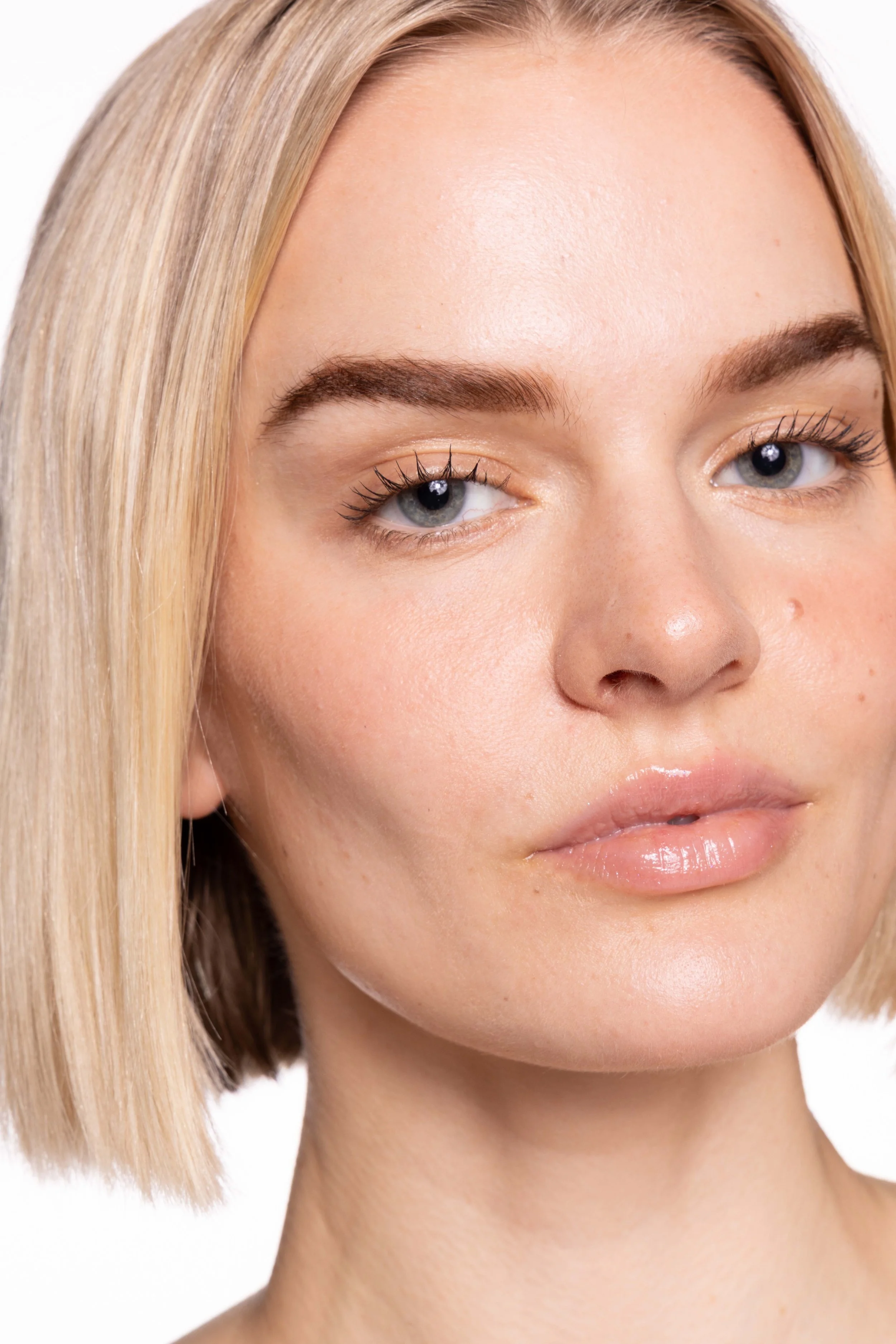 ARMATUS_LaunchShoot_Dark Brown_1575-Edit.jpg