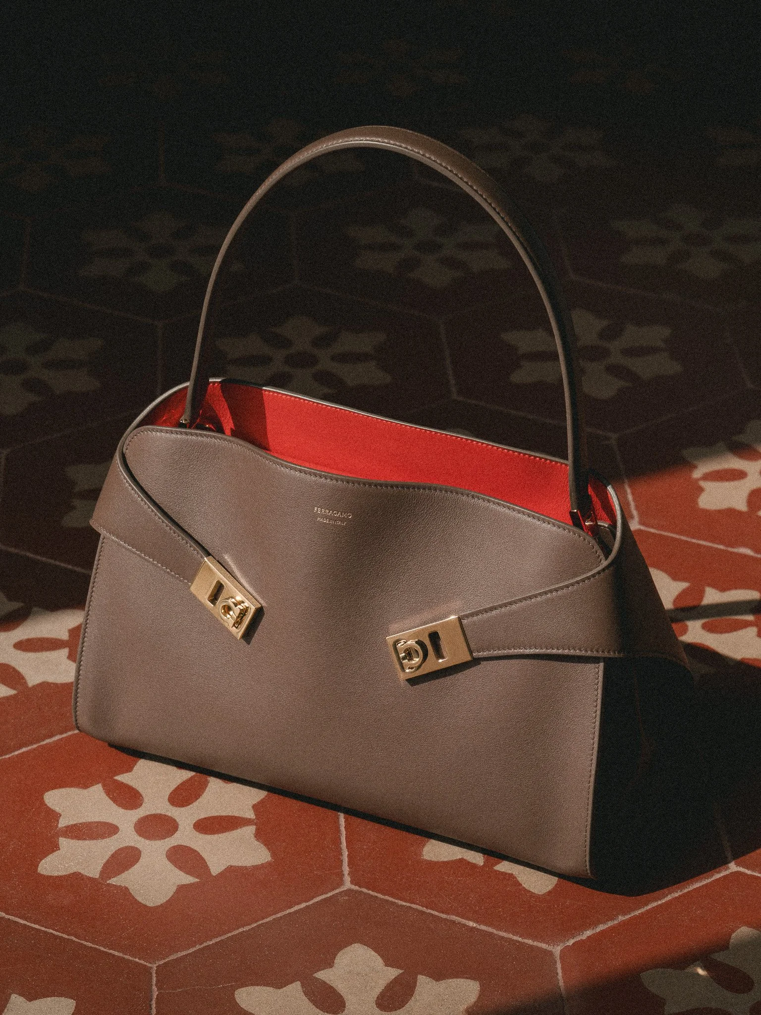 Ferragamo_Web_1.jpg
