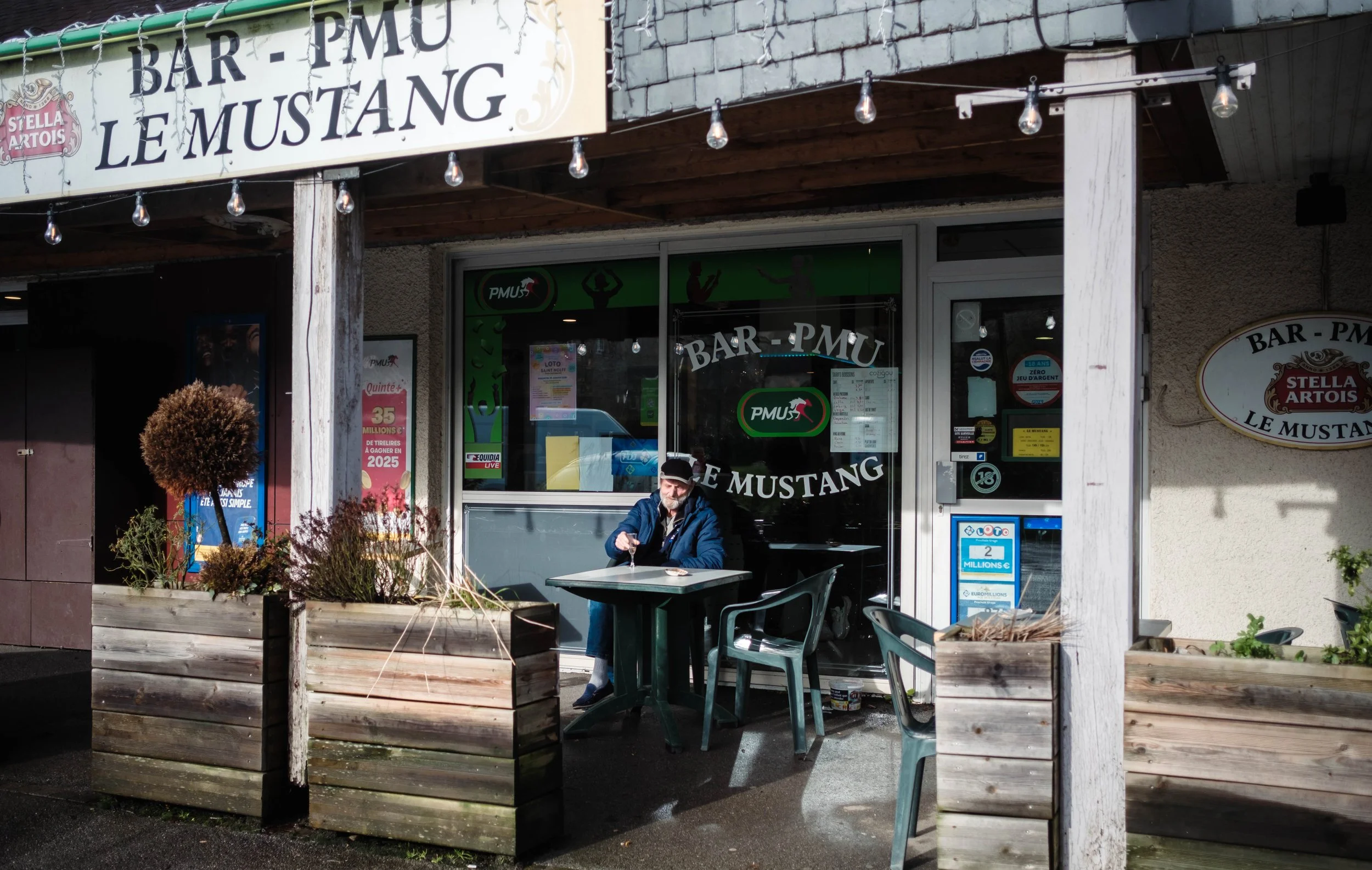 1- Le Mustang, St-Nolff, Morbihan.jpg